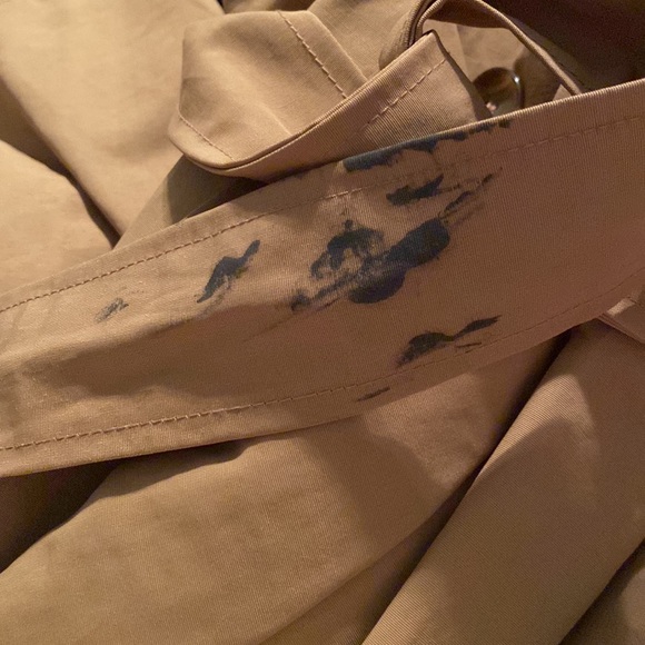 Old Navy Belted Trench Coat - Picture 5 of 7